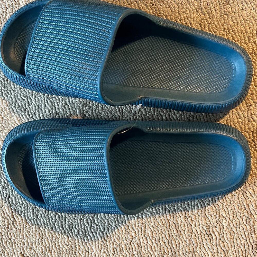 Cloud Slides Beach sandals